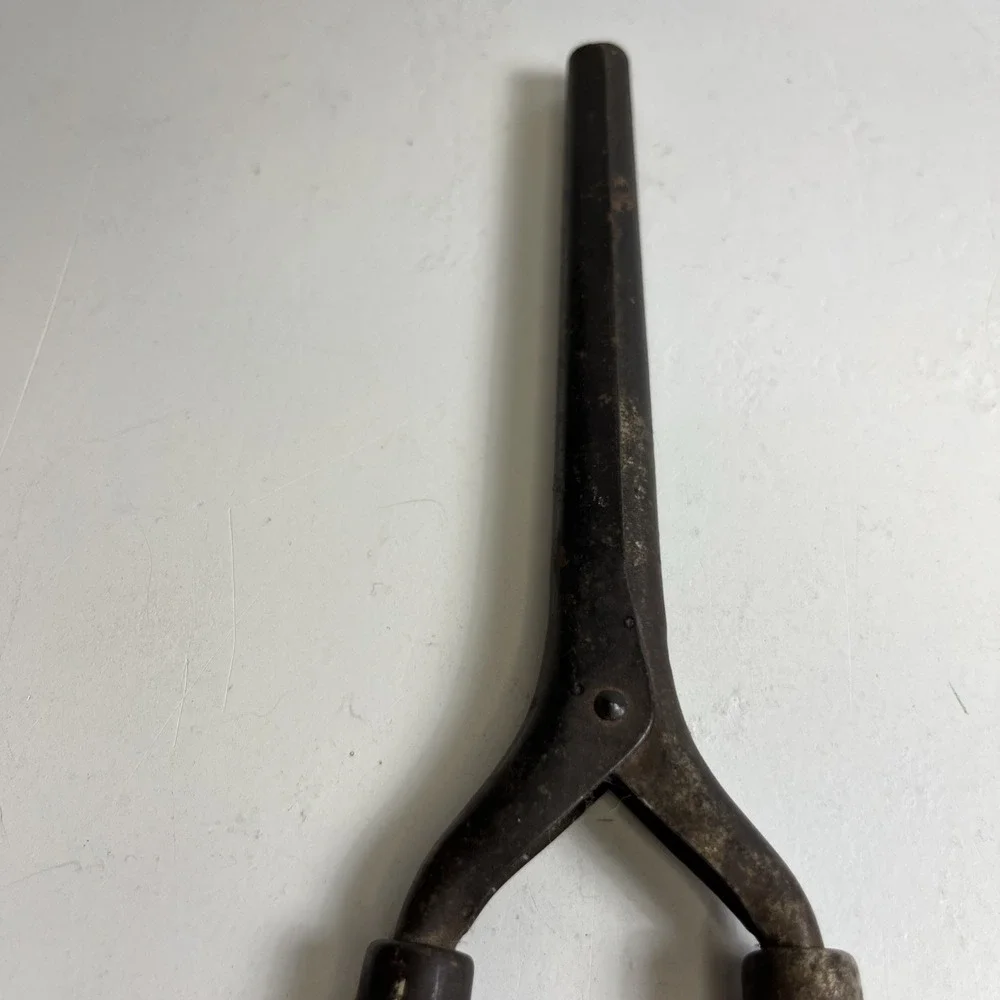 Antique 1800s Stove Top Metal Hair Curling Iron Wood Handles Primitive Decor